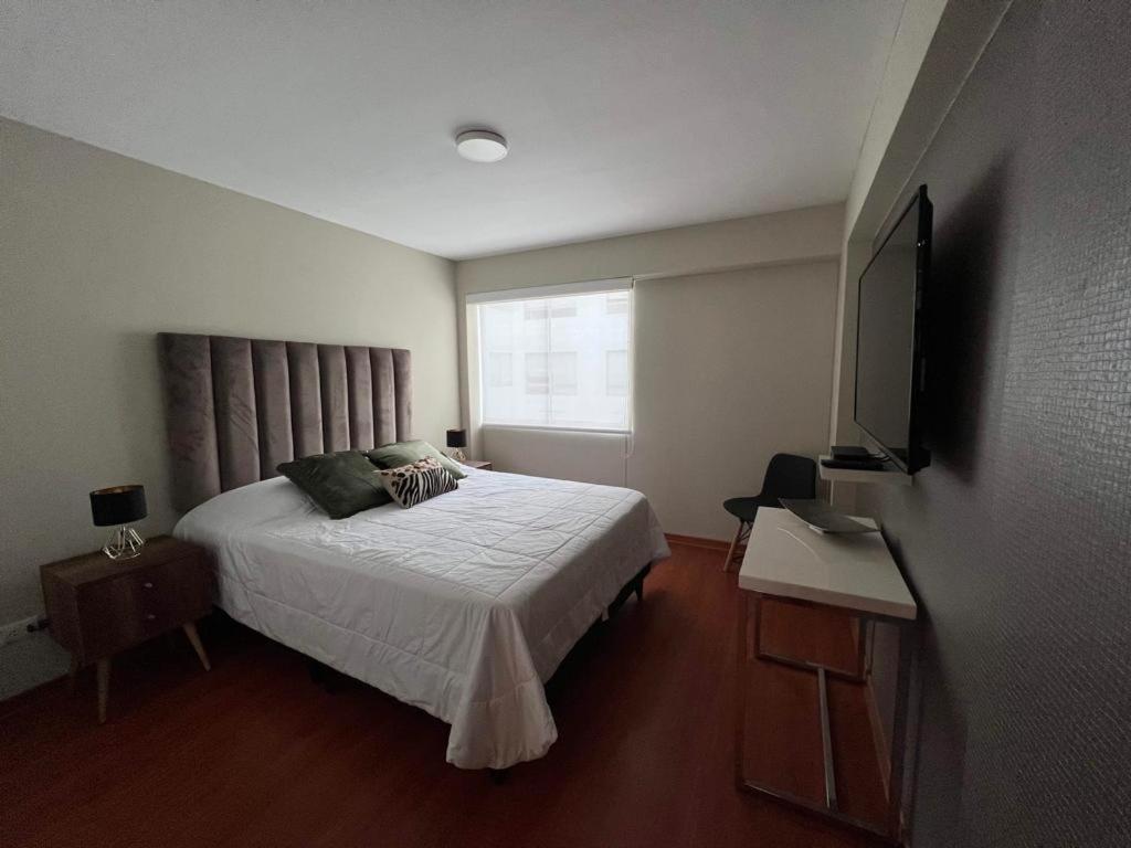 Mla Apartments - Alcanfores Lima Luaran gambar