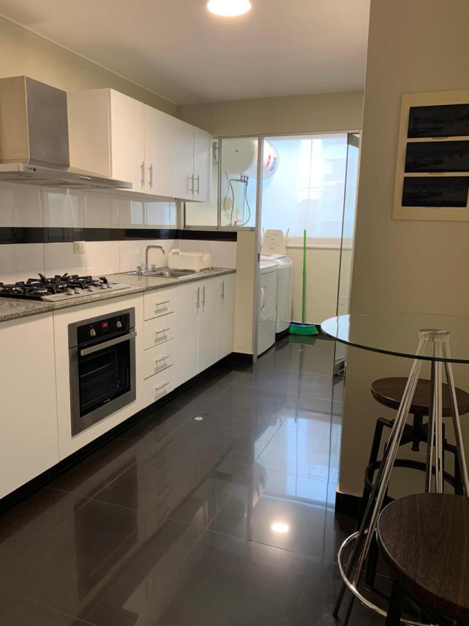 Mla Apartments - Alcanfores Lima Luaran gambar