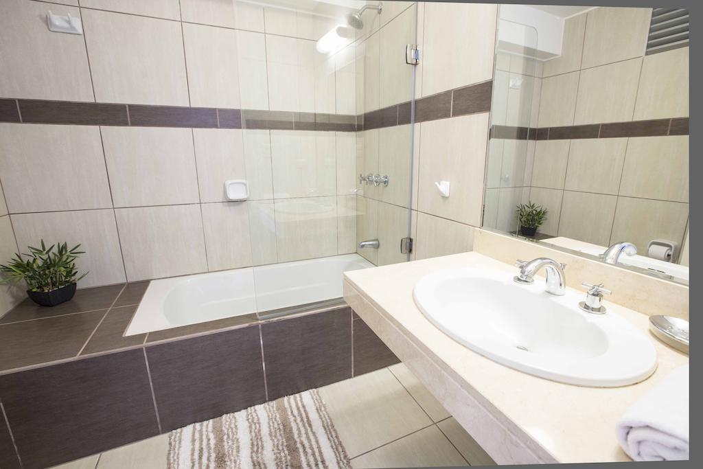Mla Apartments - Alcanfores Lima Bilik gambar